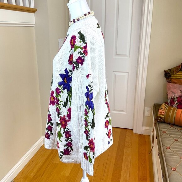 Express Sweater Vintage Mock Neck White with Floral Purple Pink (~L, 43 in Bust) - Picture 3 of 6